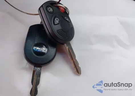 2011 Ford Fusion Hybrid z USA, uszkodzony, nr VIN 3FADP0L35BR221881